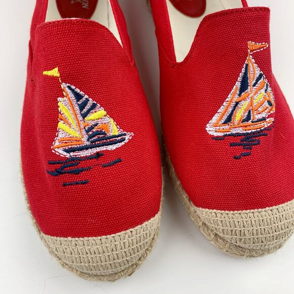 Cushion Walk by Avon Espadrille Flats Red Canvas Yacht Boat Slip On Women's 8 - Picture 3 of 12